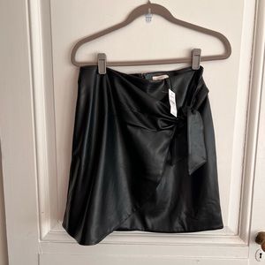 Ann Taylor Loft Faux leather short skirt new with tags